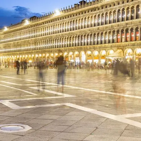 兰特纳迪马可波罗酒店 3*