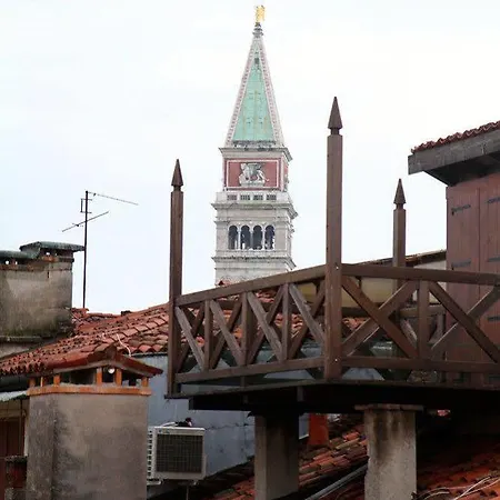 Bed and Breakfast Lanterna Di Marco Polo 3*