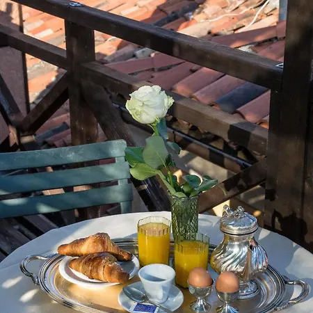 Bed and Breakfast Lanterna Di Marco Polo 3*