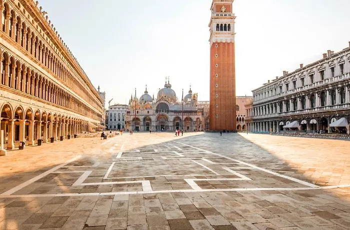 Lanterna Di Marco Polo