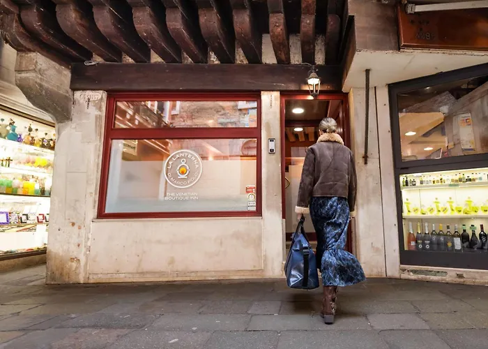 Alojamento de Acomodação e Pequeno-almoço Lanterna Di Marco Polo Veneza