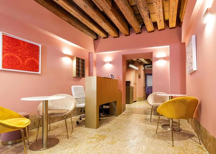 Alojamento de Acomodação e Pequeno-almoço Lanterna Di Marco Polo 3*