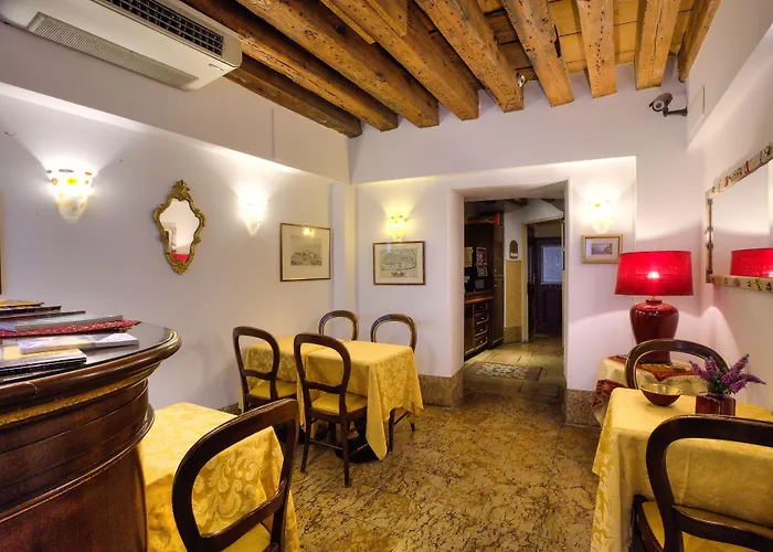 Alojamento de Acomodação e Pequeno-almoço Lanterna Di Marco Polo Veneza