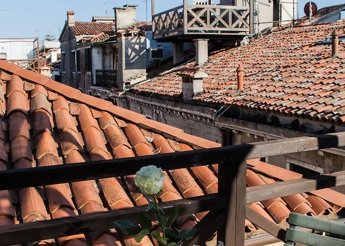 Alojamento de Acomodação e Pequeno-almoço Lanterna Di Marco Polo