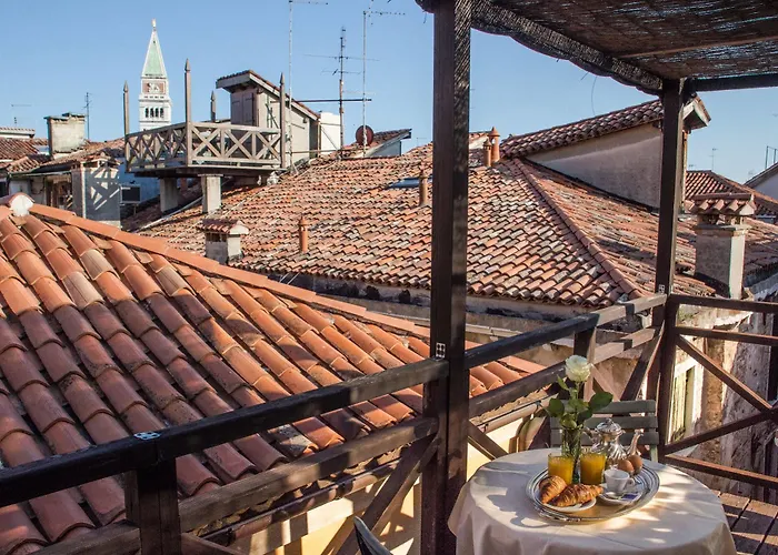 Lanterna Di Marco Polo