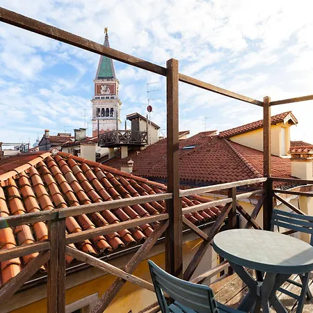 Lanterna Di Marco Polo Венеция