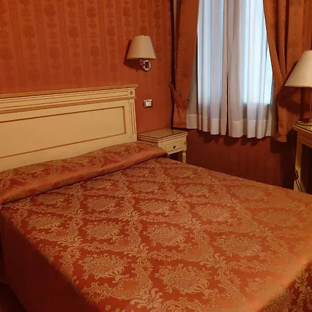 Lanterna Di Marco Polo Bed and Breakfast Βενετία