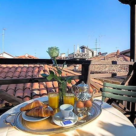 Bed & Breakfast Lanterna Di Marco Polo