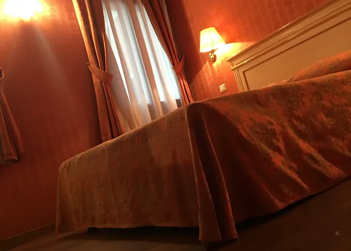 Lanterna Di Marco Polo Couette-café 3*