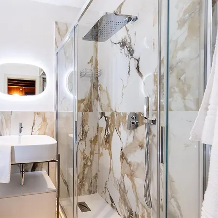 Lanterna Di Marco Polo 4* Venise