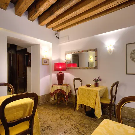 Lanterna Di Marco Polo 4*