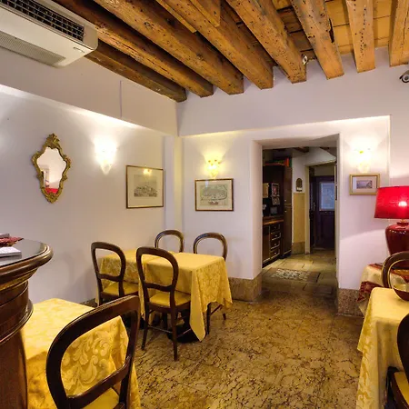 Couette-café Lanterna Di Marco Polo Venise