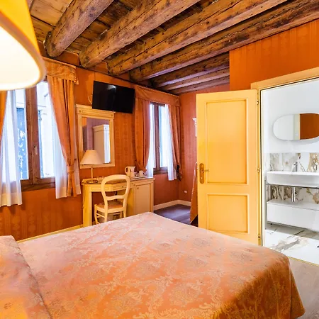 Panzió Lanterna Di Marco Polo