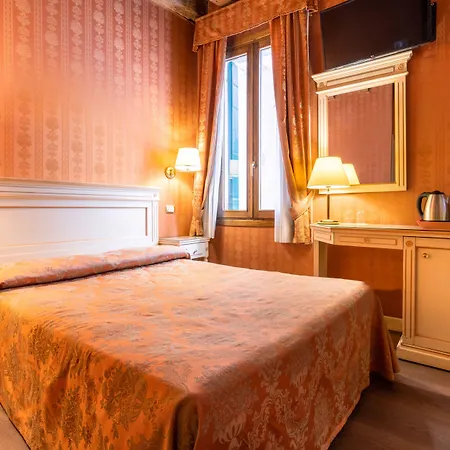 Lanterna Di Marco Polo 4* Venise