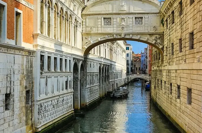 Lanterna Di Marco Polo Bed and Breakfast