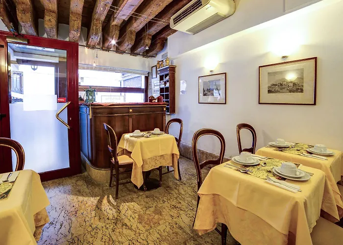 Bed and Breakfast Lanterna Di Marco Polo Βενετία